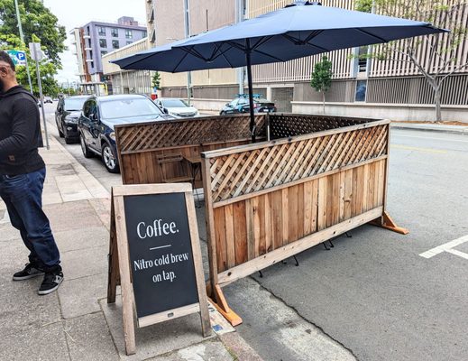 Snow White Coffee by null