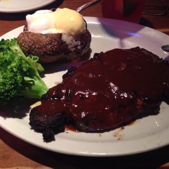 Logan's Roadhouse - Except for the small potato and one broccoli "tree" the dinner was great. - Barbeque Near Me - Paducah, Kentucky