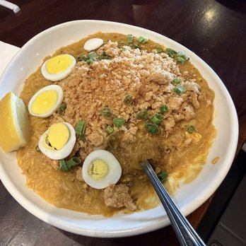 Gerry's Grill - Palabok - Filipino Near Me - Artesia, California