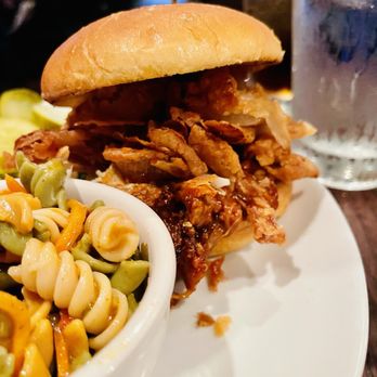 Ramparts - Pulled pork sammy - American Near Me - Alexandria, Virginia