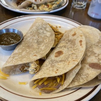 Yellow Rose - Tex-Mex Near Me - New York, New York