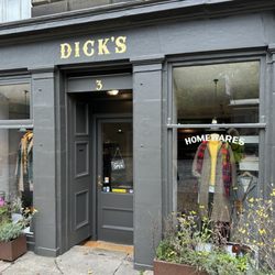 Dick's Edinburgh - Exterior