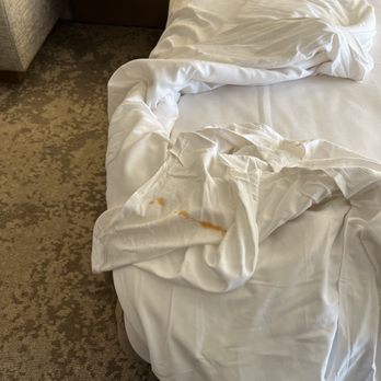 Prince Waikiki - Stains on sheets - Hotels Near Me - Honolulu, Hawaii