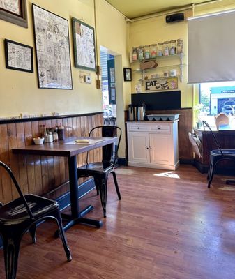 Bertie Lou's Cafe by null
