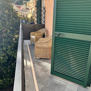 Albergo La Colonnina - Hotels & Travel Near Me - Monterosso Al Mare, SP