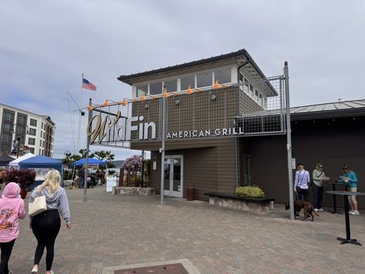 WildFin American Grill by null