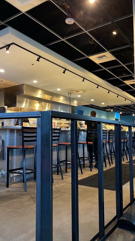 Trapper's Sushi - Parkland