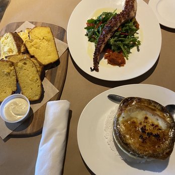 Market Bistro - Homemade Corn Bread, Octopus, french onion soup - New American Near Me - Jericho, New York