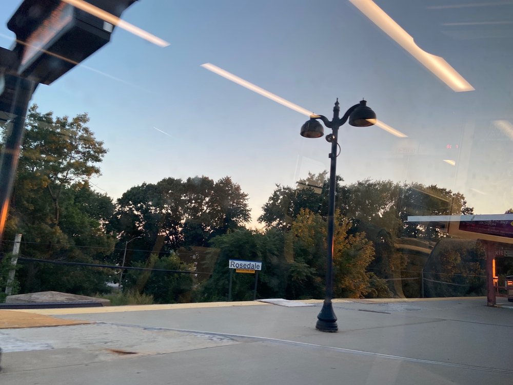 ROSEDALE LIRR STATION Updated September 2024 14 Photos & 10 Reviews