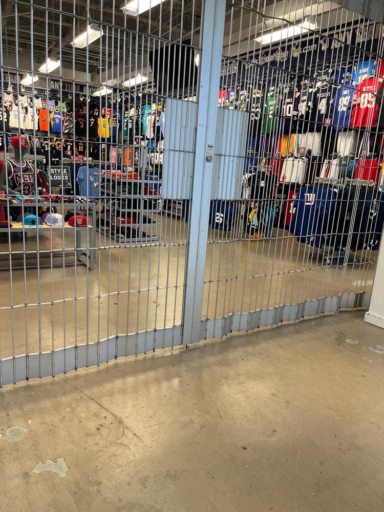 LIDS LOCKER ROOM Updated 2024 8000 W Broward Blvd, Plantation