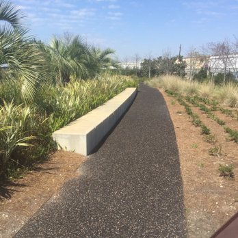 Crescent Park - Dog Parks Near Me - New Orleans, Louisiana
