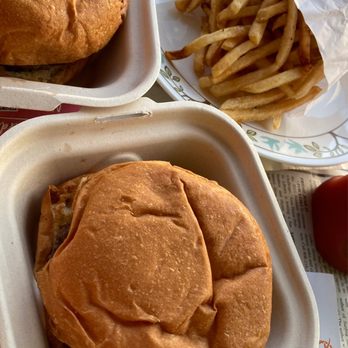 Honolulu Burger Company - Kaimuki - Tuesday $5 Cheeseburgers and we got an order of garlic fries. - Burgers Near Me - Honolulu, Hawaii Honolulu Burger Company - Kaimuki - Tuesday $5 Cheeseburgers and we got an order of garlic fries. - Burgers Near Me - Honolulu, Hawaii