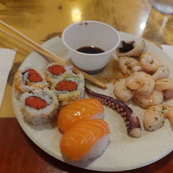 East Gourmet Buffet - Sunday buffet delicious!! - Buffets Near Me - Bartonsville, Pennsylvania