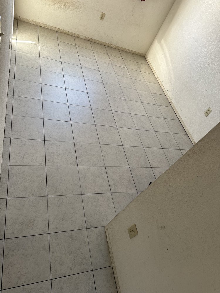 Slide of HD roofing and construction