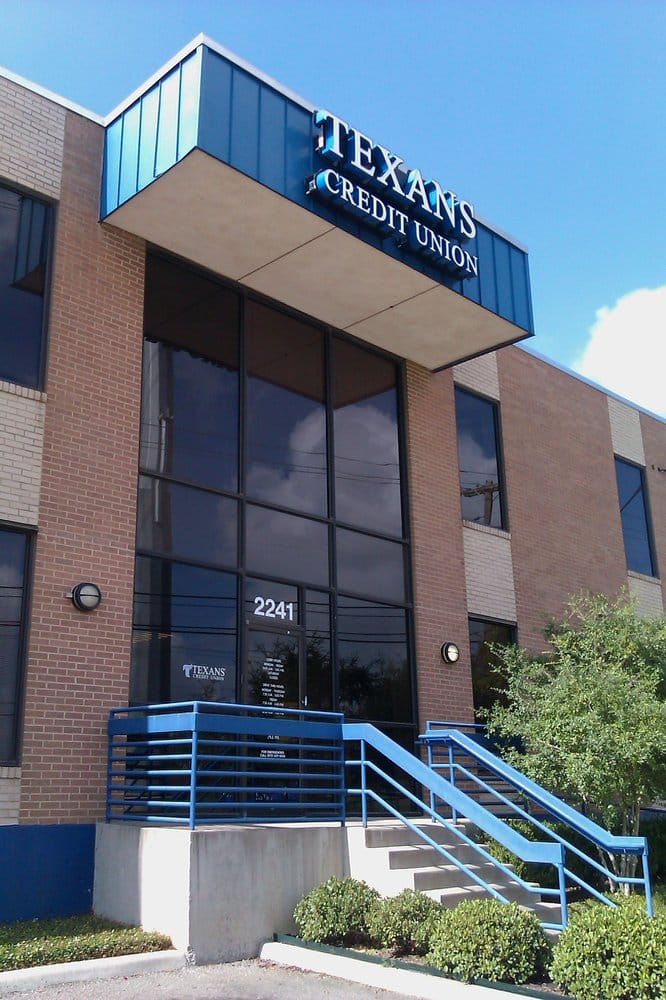 TEXANS CREDIT UNION Updated May 2024 12 Photos 2241 Irving Blvd