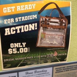 Hawaiian Financial Federal Credit Union - Checking in to get the dollar bag