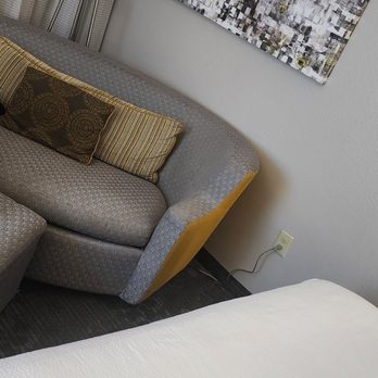 Courtyard Charlotte Matthews - Sofa - Hotels Near Me - Matthews, North Carolina