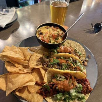 Stubborn Mule Glendora - Sports Bars Near Me - Glendora, California