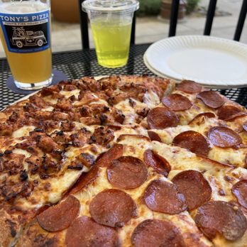 Tony's Pizza - Half barbecue chicken and Half pepperoni - Pizza Near Me - Tejon Ranch, California