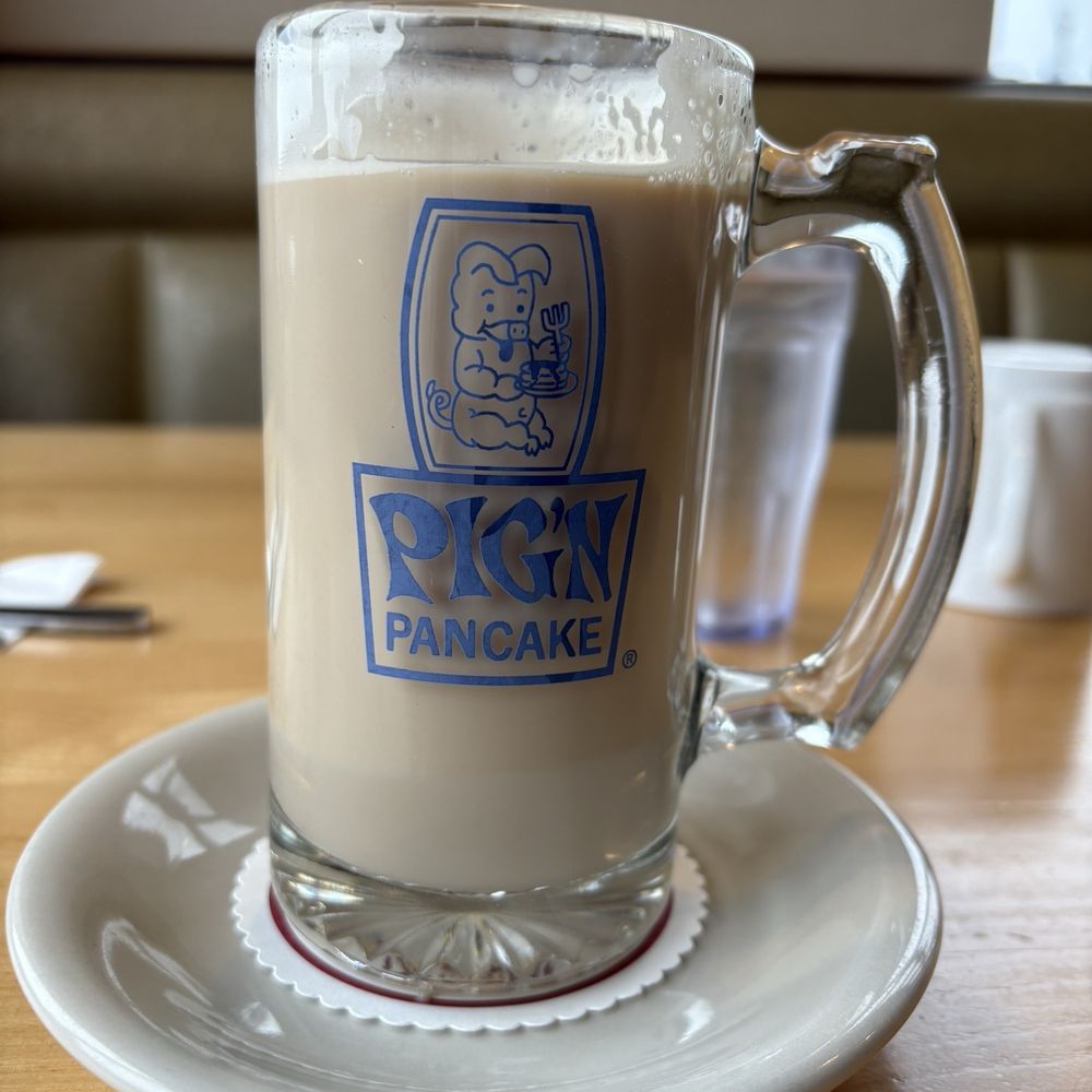 Pig 'N Pancake - vanilla latte (really good) - Breakfast & Brunch Near Me - Newport, Oregon Pig 'N Pancake - vanilla latte (really good) - Breakfast & Brunch Near Me - Newport, Oregon