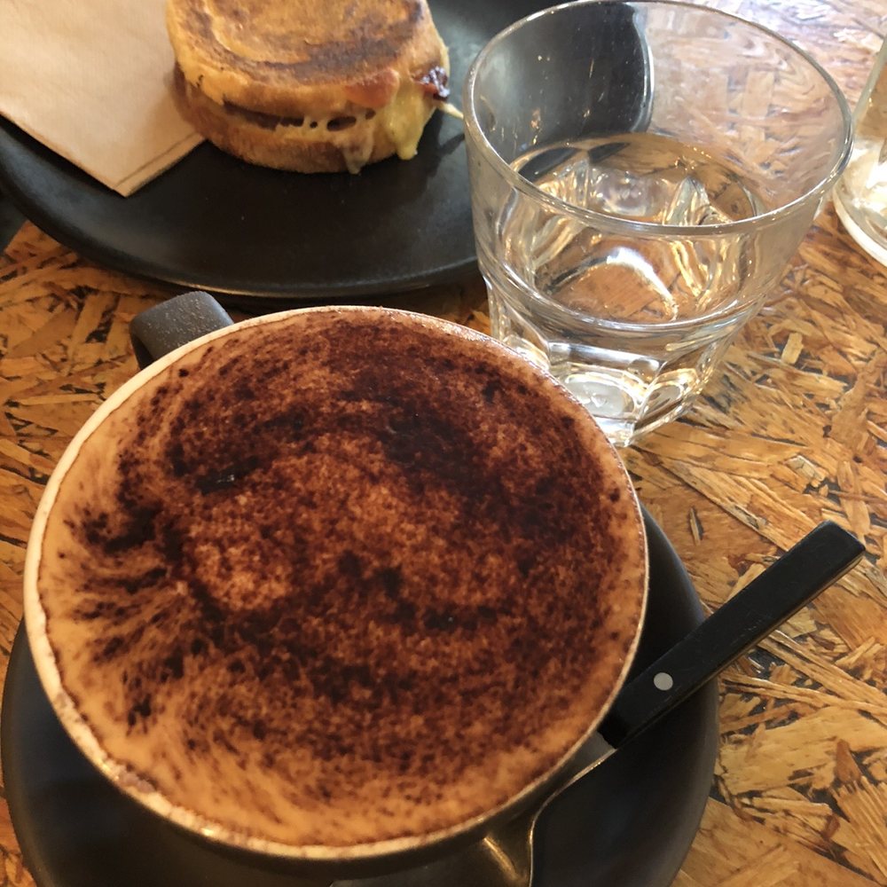 Stones Throw - Muffin & Cap - Coffee & Tea Near Me - Stones Corner, QLD