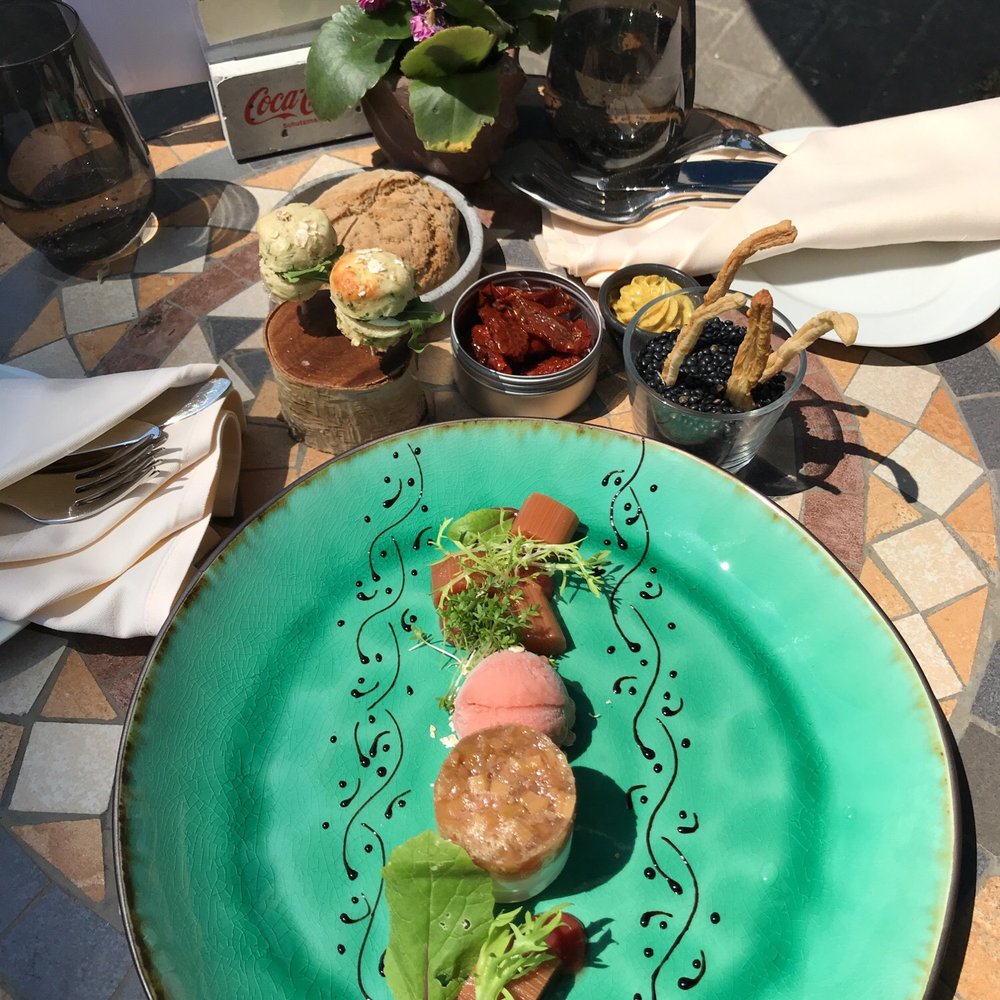 Restaurant Willomitzer - German Near Me - Cologne, NW