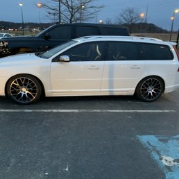 New wheels installed by Joe and Bob! New wheels installed by Joe and Bob!