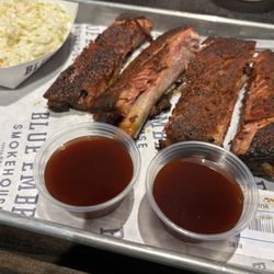 Blue Ember Smokehouse - Ribs and coleslaw