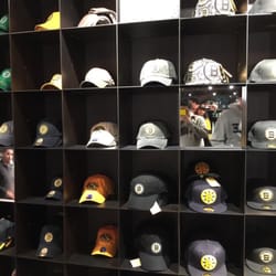 Hat wall