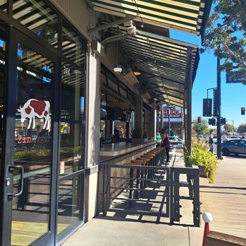 Zinburger - Burgers Near Me - Gilbert, Arizona