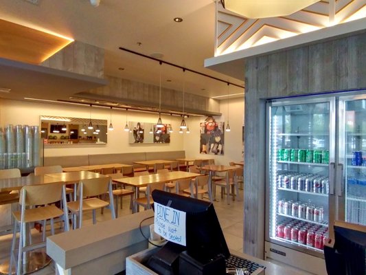 Joy Yee Noodle Roscoe by null