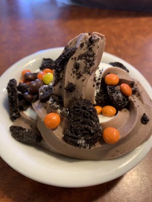 Photo of Sizzler - San Diego, CA, US. Dessert comes with salad bar purchase