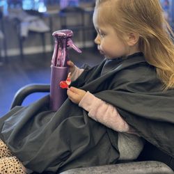 Wild Flowers Salon - Letting her hold the spray bottle