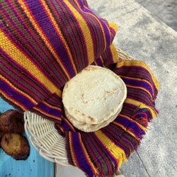 Dos Hermanos Bakery & Cafe - Tortillas