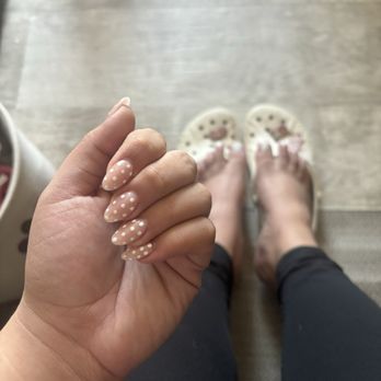 Luxx Nail & Spa - Classic gel pedicure & full nail set - Nail Salons Near Me - Kingsville, Texas Luxx Nail & Spa - Classic gel pedicure & full nail set - Nail Salons Near Me - Kingsville, Texas