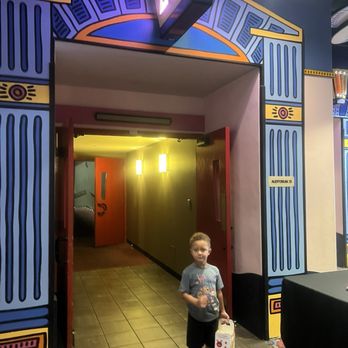 AMC Studio 28 - Cinema Near Me - Olathe, Kansas AMC Studio 28 - Cinema Near Me - Olathe, Kansas