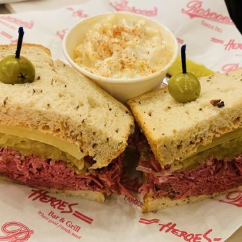 Roscoe's Famous Deli - Corn beef Hash Sandwich and mac salad - Sandwiches Near Me - Fullerton, California Roscoe's Famous Deli - Corn beef Hash Sandwich and mac salad - Sandwiches Near Me - Fullerton, California