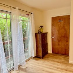 Sonoma Oak Tree Home