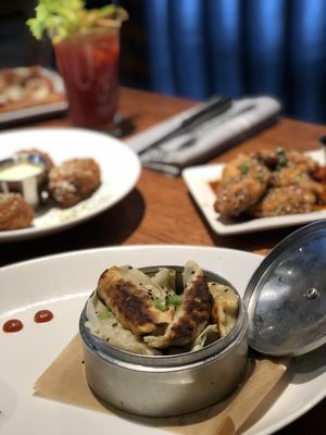 Houlihan's by null