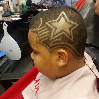 D' Clase Barber Shop - Barbers Near Me - New York, New York D' Clase Barber Shop - Barbers Near Me - New York, New York