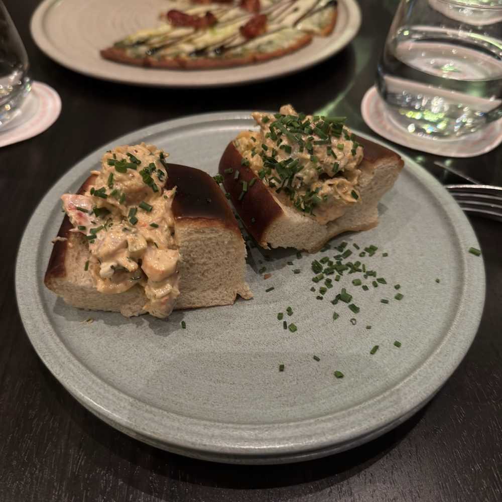 Palm Palm - Mini lobster rolls - Bars Near Me - Pittsburgh, Pennsylvania Palm Palm - Mini lobster rolls - Bars Near Me - Pittsburgh, Pennsylvania
