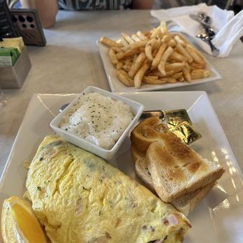 Naples Brunch - The farm omelette - Breakfast & Brunch Near Me - Naples, Florida Naples Brunch - The farm omelette - Breakfast & Brunch Near Me - Naples, Florida