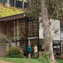 Eames Foundation - View from outside, you have to buy tickets to visit