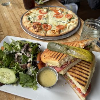 Hideaway House - Italian grinder Sandwich & Blanco Classico* - Pizza Near Me - Sedona, Arizona Hideaway House - Italian grinder Sandwich & Blanco Classico* - Pizza Near Me - Sedona, Arizona