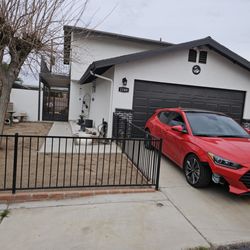 Above Standard Custom Painting - We replaced rotten facia, we re stucco lots of areas, we used Loxon Primer. We did Crack repairs, and sprayed and bankrolled 2 coats.
