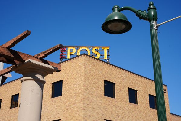 The Post by null