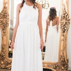 Studio 215 - Our full size mirror inside our gorgeous bridal suite