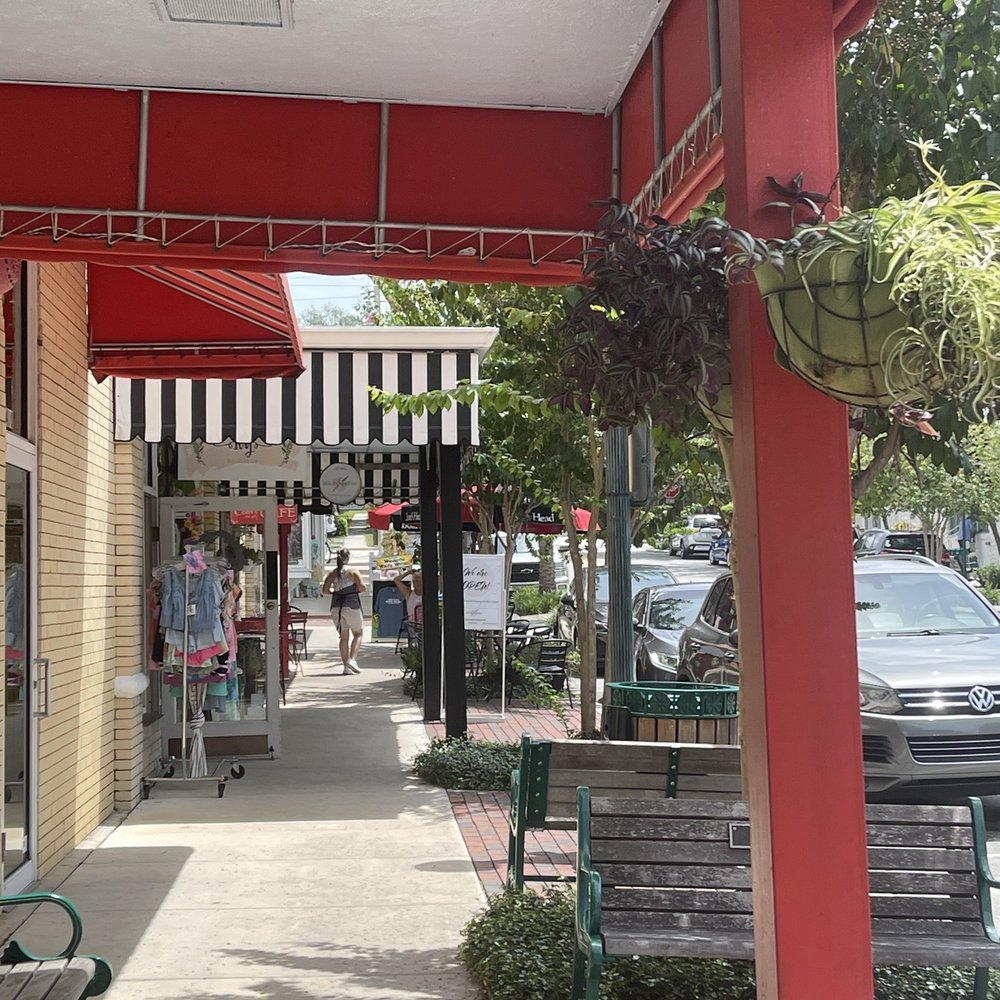 Mount Dora - Cute downtown - Specialty Food Near Me - Mount Dora, Florida Mount Dora - Cute downtown - Specialty Food Near Me - Mount Dora, Florida