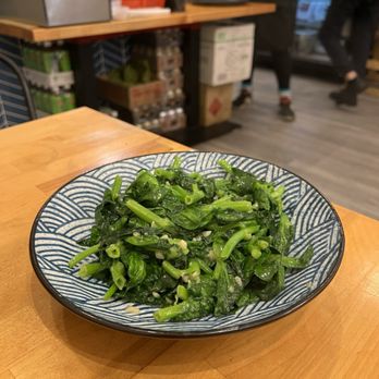 United Dumplings - R5. Sauteed Pea Shoots with Garlic - Chinese Near Me - San Francisco, California United Dumplings - R5. Sauteed Pea Shoots with Garlic - Chinese Near Me - San Francisco, California