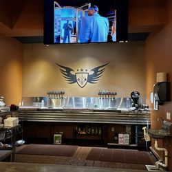 Starr Brothers Brewing - Bar area